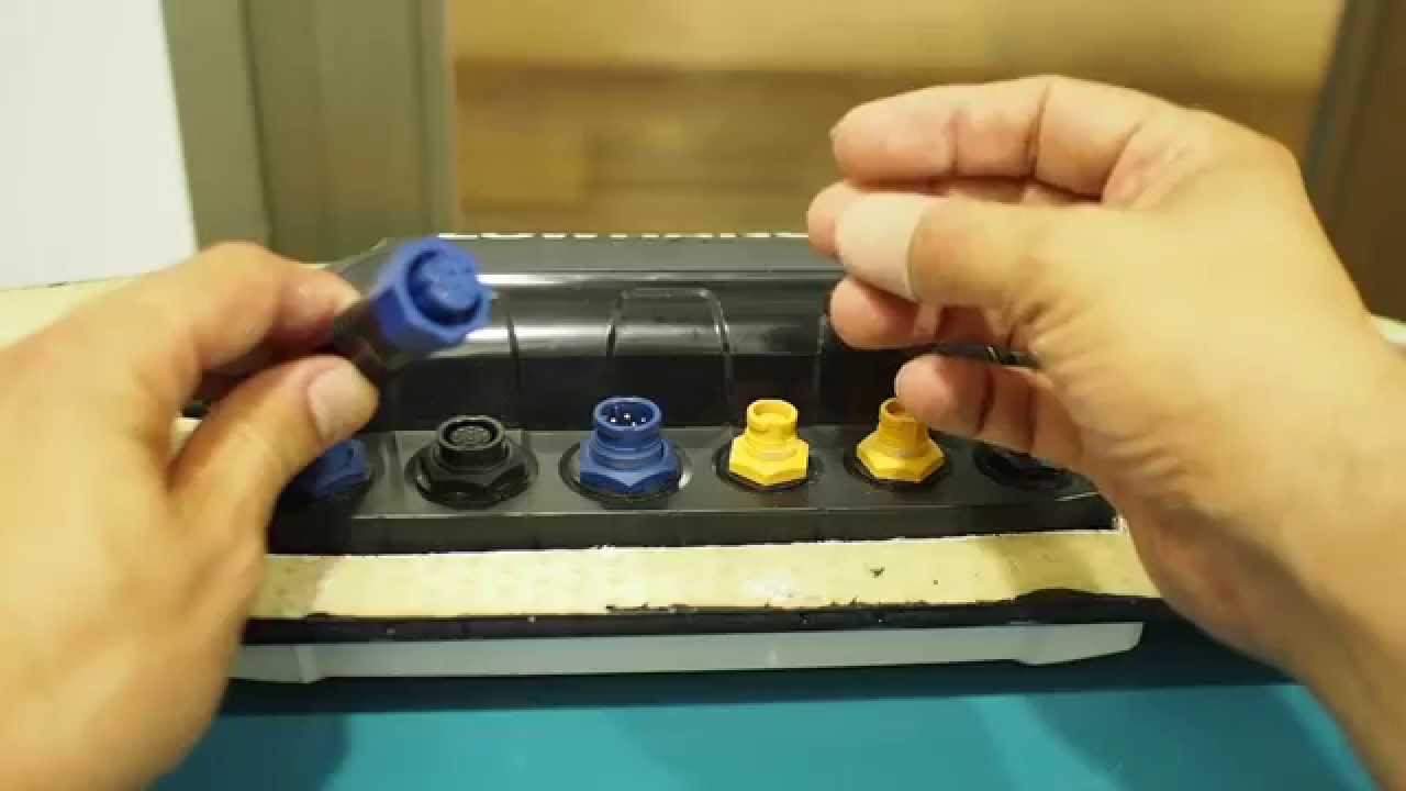 Reparación de conectores rotos o sulfatados en equipos lowrance